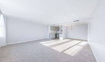 4600 DUKE St 413, Alexandria, VA 22304