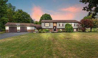 3163 Stannard Rd, Alexander, NY 14005