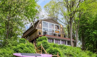 17 Point Ln, Arcadia, IN 46030