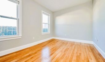 4-16 Humboldt Pl, Boston, MA 02127