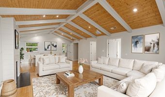905 Cold Mountain Rd, Lake Toxaway, NC 28747