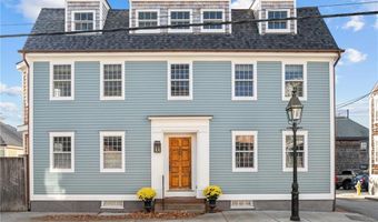 209 Spring St, Newport, RI 02840