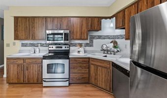 3624 Bloomer Dr, Alton, IL 62002