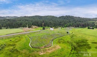 11 Stonebraker Ln, Cascade, ID 83611