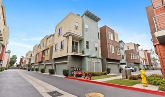 225 Royal Gln 404, Escondido, CA 92025