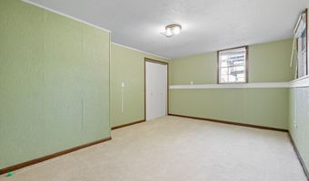 1519 Greene St, Adel, IA 50003