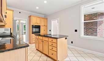 140 Lighthorse Cir, Aberdeen, NC 28315