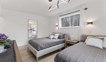 672 Danville Corner Rd, Auburn, ME 04210
