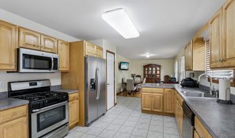 92 Birch St, Beachwood, NJ 08722