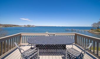 209 Buena Vista Dr, North Kingstown, RI 02852