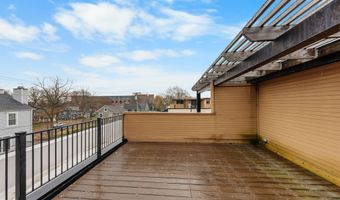 462 W Stadium Blvd, Ann Arbor, MI 48103