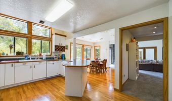 3122 St Louis Rd, Arcata, CA 95521