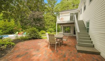 5 Brookside Cir, Acton, MA 01720