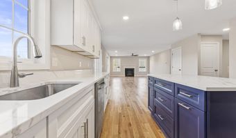 293 Queen St, Boscawen, NH 03303