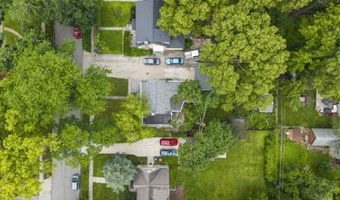2327 Donald St, Ames, IA 50014