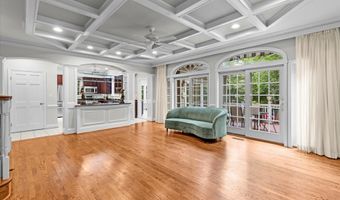1212 N CLEVELAND St, Arlington, VA 22201