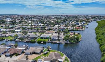 6531 SANTIAGO Ct, Apollo Beach, FL 33572