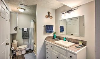 87 Lakeside Dr, Albany, KY 42602