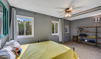 227 Valley View Dr, Albrightsville, PA 18210
