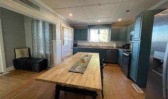 29 Anthony St, Newport, RI 02840