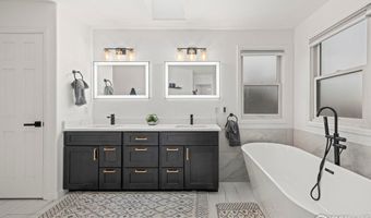 583 Redstone Dr, Broomfield, CO 80020