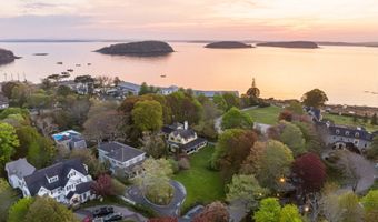 20 Albert Mdw, Bar Harbor, ME 04609