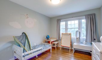 8217 CINDY Ln, Bethesda, MD 20817