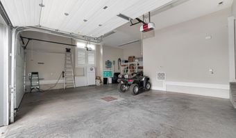 87 Ball Park St, Allen, KY 41601