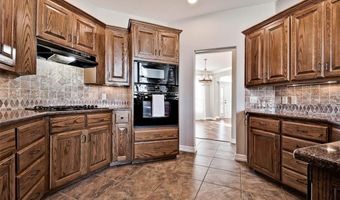 717 NE Essex Ct, Bentonville, AR 72712