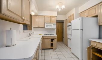 16868 Keppen Ave, Allen Park, MI 48101
