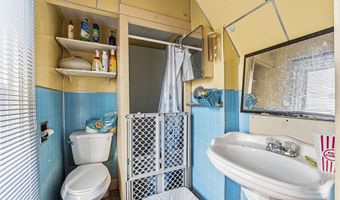 48 Drummond St, Auburn, ME 04210