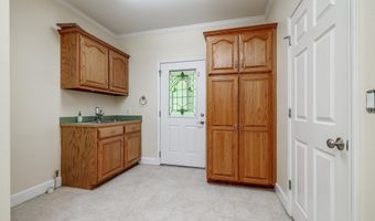 72 Ranch Rd, Arkadelphia, AR 71923