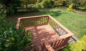 79 Middlesex Ave, Chester, CT 06412