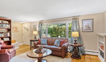 31 Mohawk Dr, Acton, MA 01720