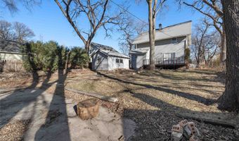 609 Ridgewood Ave, Ames, IA 50010