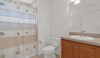 21 Hingham Ln, Barnegat, NJ 08005