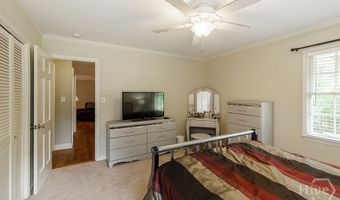 530 Westview Dr, Athens, GA 30606