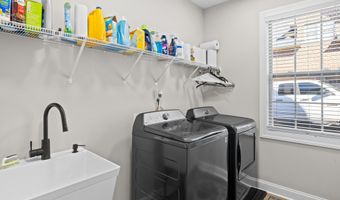 1574 Tsuga Dr, Alcoa, TN 37701