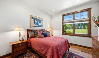 13544 River Run Loop, Bigfork, MT 59911