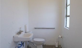 204 S Main St, Bridger, MT 59014