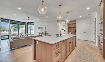 333 Hwy 71 N 1C, Arnolds Park, IA 51331