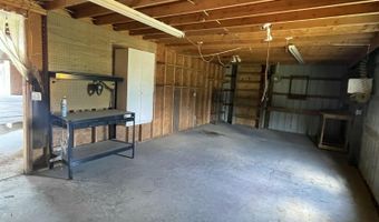 22017 E State Hwy 76, Ava, MO 65608
