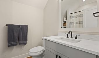 2 Tomlow Trce, Beaufort, SC 29906