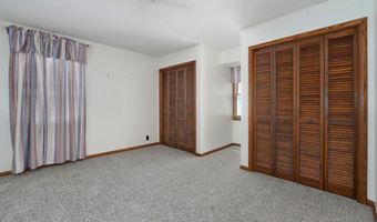 612 E Glendale St, Aurora, MO 65605