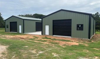 1072 County Road 2395, Alvord, TX 76225