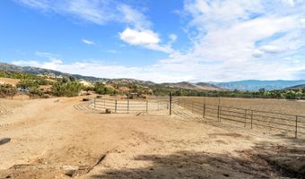 6535 Juniper Crest Rd, Agua Dulce, CA 91390