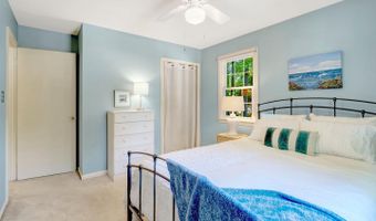 4203 KINGS MILL Ln, Annandale, VA 22003