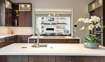 307 Windy Crest Dr, Ann Arbor, MI 48105