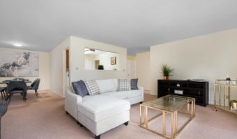 2407 S GOEBBERT Rd G202, Arlington Heights, IL 60005