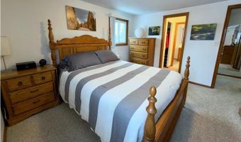 1016 Adams St, Anoka, MN 55303